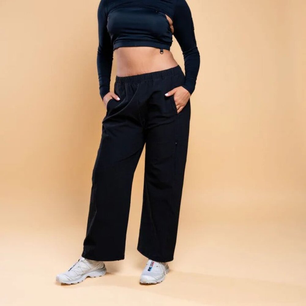 NWT Wondery Outdoors Roam Pants